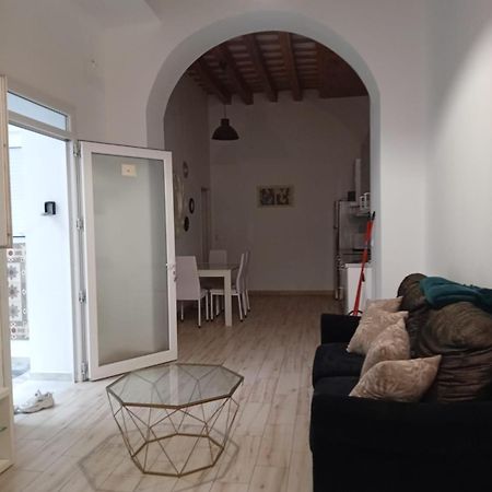 Apartamento Veedor 19 Dias Y Muchas Noches Кадис Екстериор снимка
